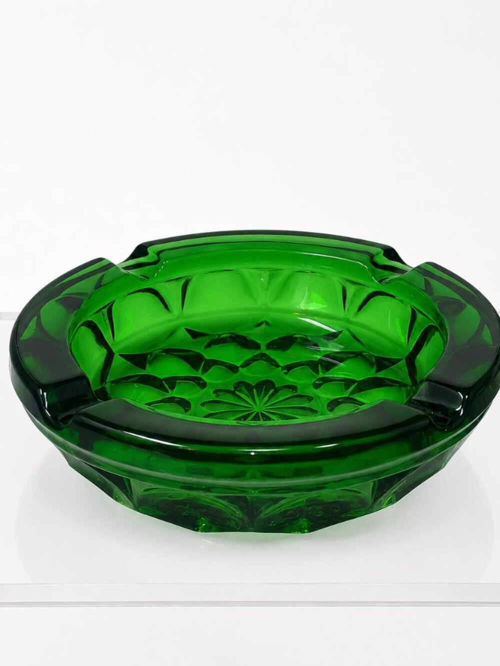 Anchor Hocking Vibrant Green Glass Ashtray